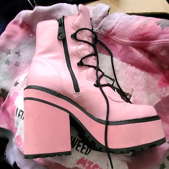 Killstar Broom Rider Boots - Picture 5 of 10